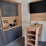 度假居 Mobile Marina