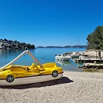 Nyaraló Mobile Marina *
