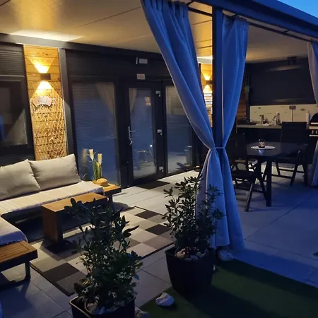 Mobile Marina ドラゲ